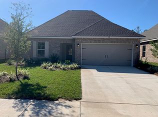 42 Apollo Ave E, Freeport, FL 32439