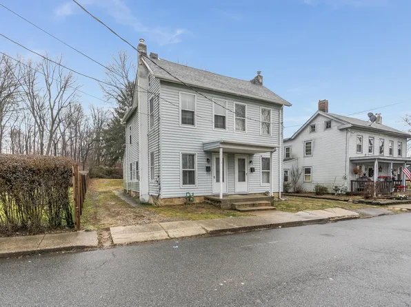 72 Taylor St, Washington, NJ 07882