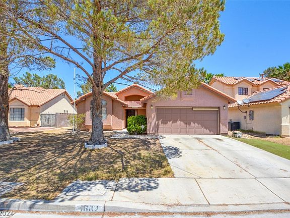 2nd image of 1602 Laurel Oak Dr
