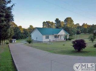 10864 Spence Rd, Bon Aqua, TN 37025