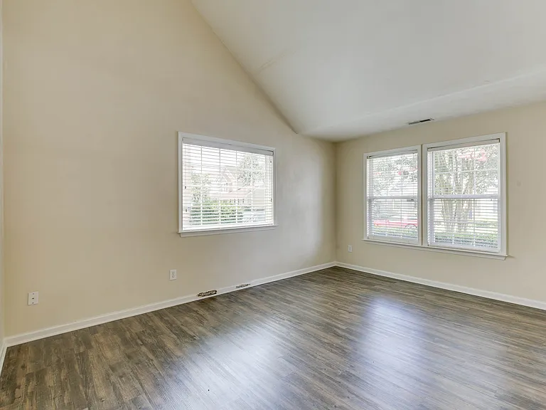 1133 Lady Ashley Dr #1 — Photo 10
