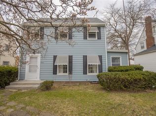 9204 Snow Rd, Parma, OH 44130