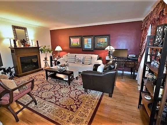 5th image of 90-11 35th Ave APT 4A