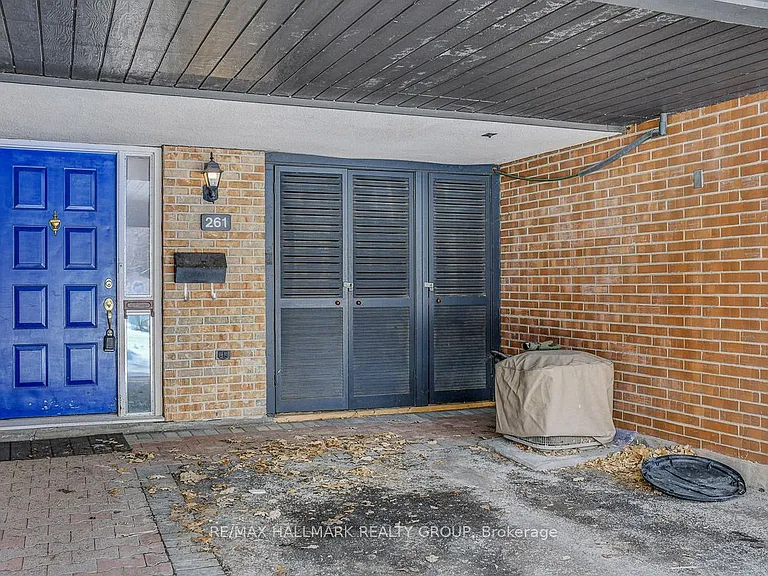 261 Bruyere St — Photo 2