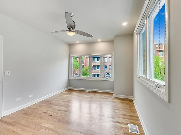 6115 S University Ave #6 — Photo 20