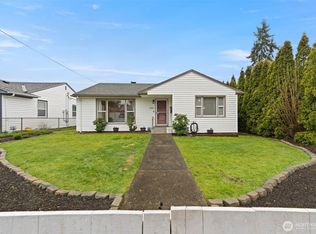 2520 Mtn View Avenue W, University Place, WA 98466