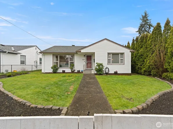 2520 Mtn View Avenue W, University Place, WA 98466