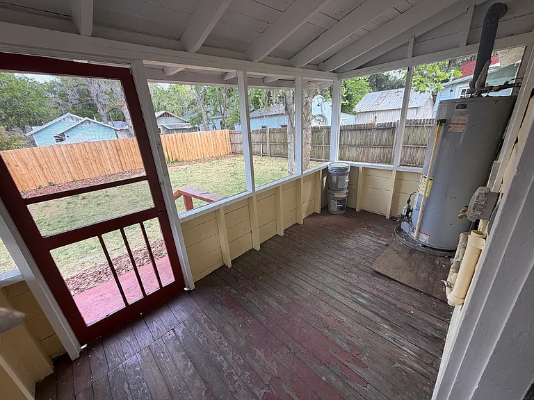 porch with washer and dryer hookups