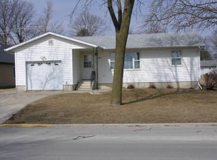 1109 Chestnut St, Osage, IA 50461