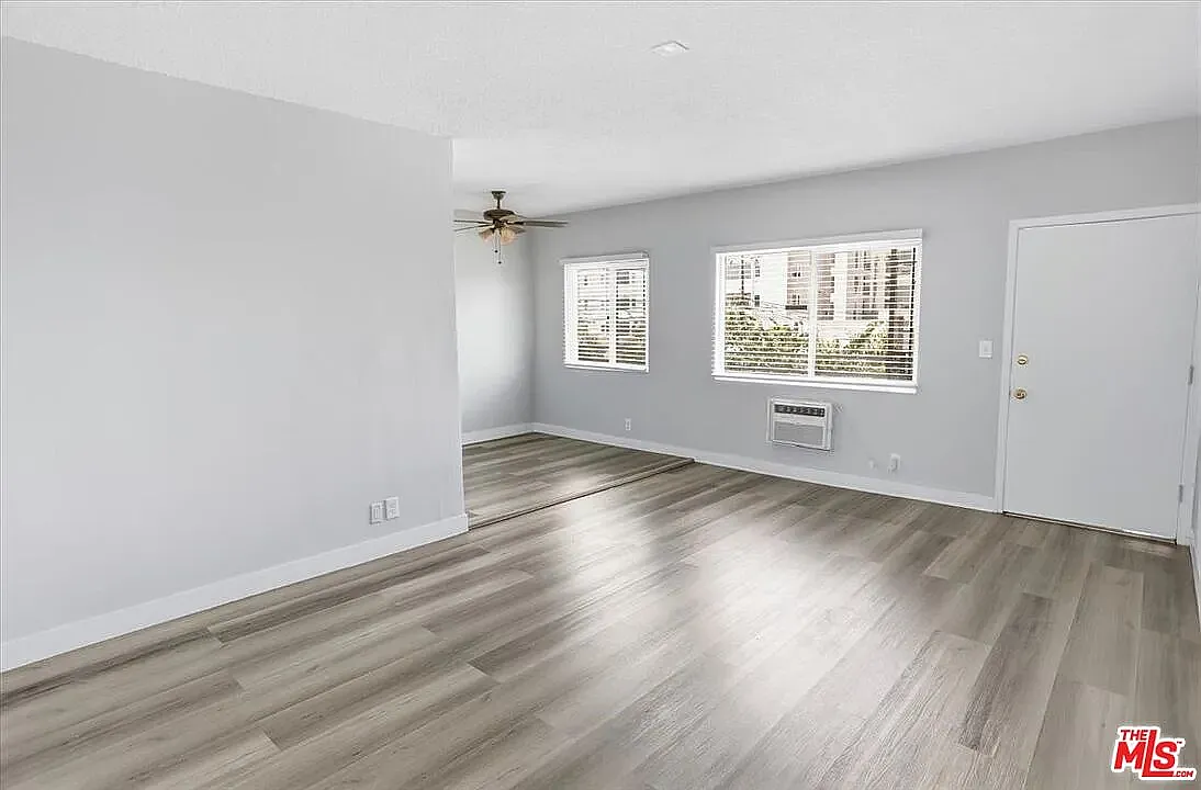 1 bed, 850 sqft, $1,975 — Photo 2