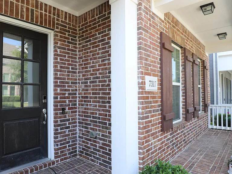 7317 Caladium Dr — Photo 3
