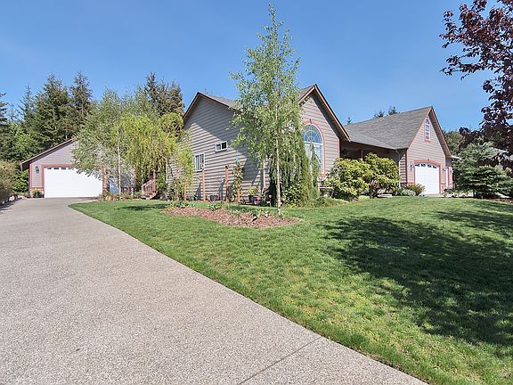 4th image of 18721 62nd Ave NW
