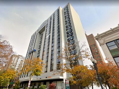 1221 N Dearborn St, Chicago, IL, 60610