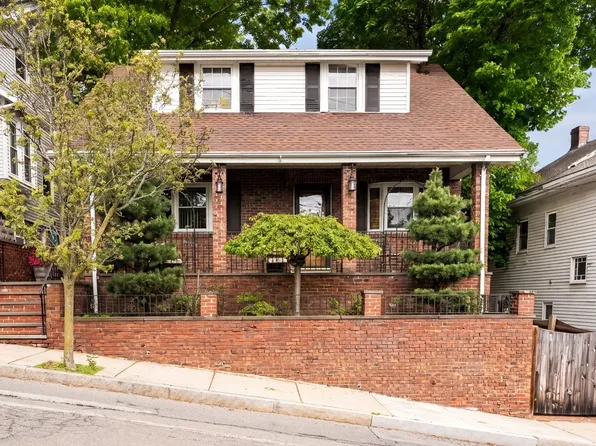 21 Fells Ave, Medford, MA 02155