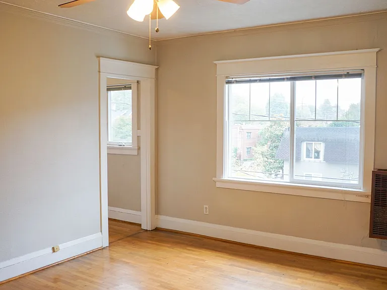 2943 SE Alder St #20 — Photo 5