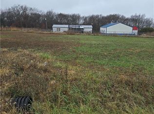 45 Willow Ln, Linn Valley, KS 66040