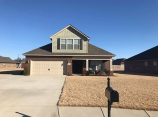 13 Easy St, Decatur, AL 35603