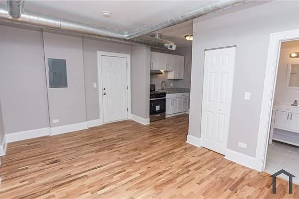 Studio, $1,200 — Photo 2