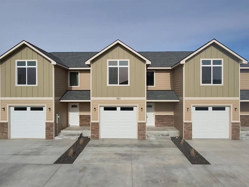 1st image of 920 NW Sunburst Court