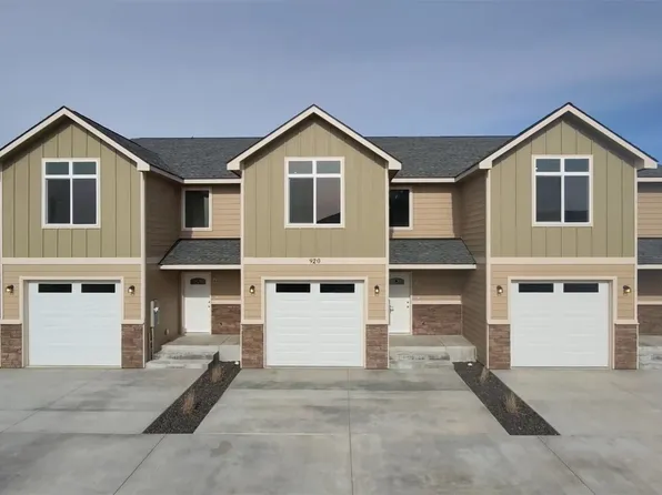 920 NW Sunburst Court, Moses Lake, WA 98837