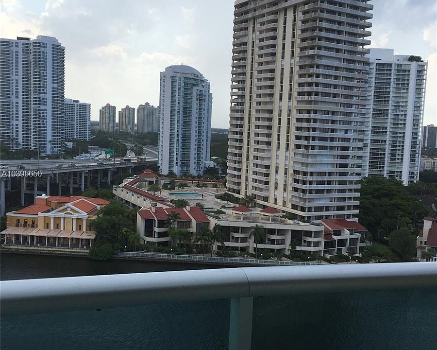 2nd image of 19491 Collins Ave