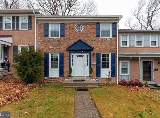 1214 Fox Run Pl, Woodbridge, VA 22191