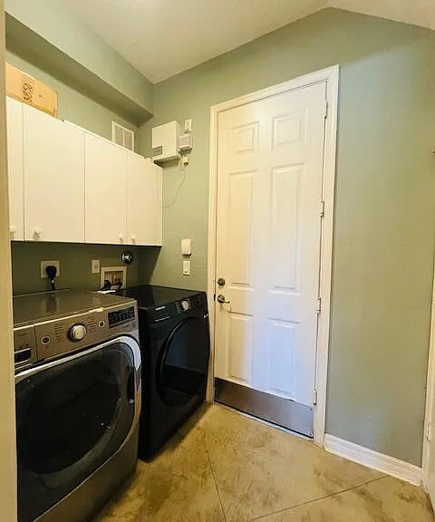 30 Beechdale Ln — Photo 11
