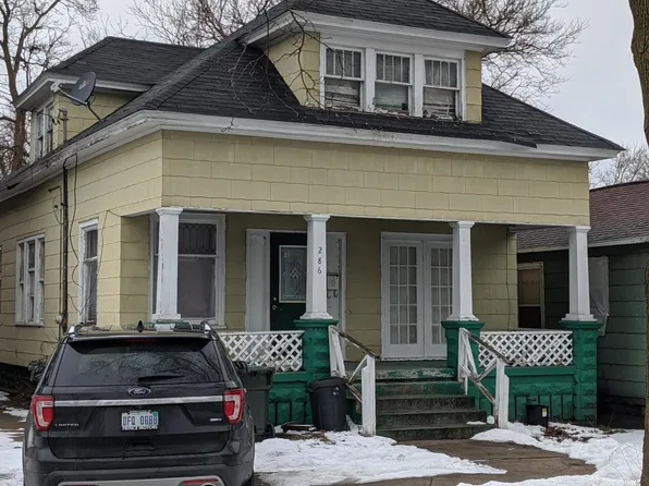 286 Irwin Ave, Muskegon, MI 49442
