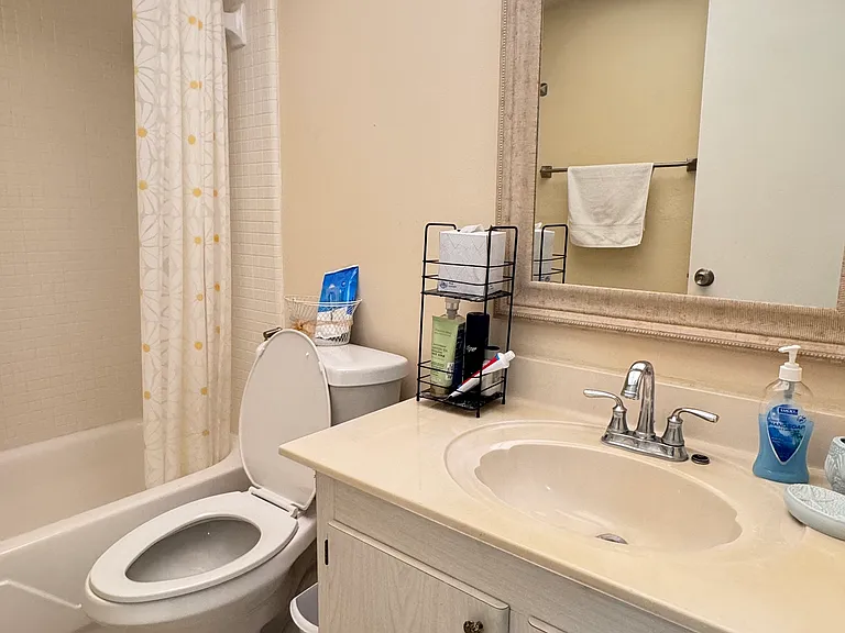 1235 S Highland Ave #D204 — Photo 9