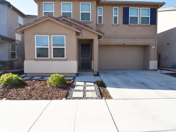 156 Rosales Ln, Hollister, CA 95023