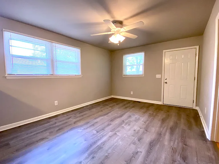 1641A Evelyn Ave — Photo 2