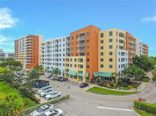 2775 NE 187th St APT 326, Aventura, FL 33180