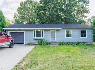 3160 Sharon Dr SE, New Philadelphia, OH 44663