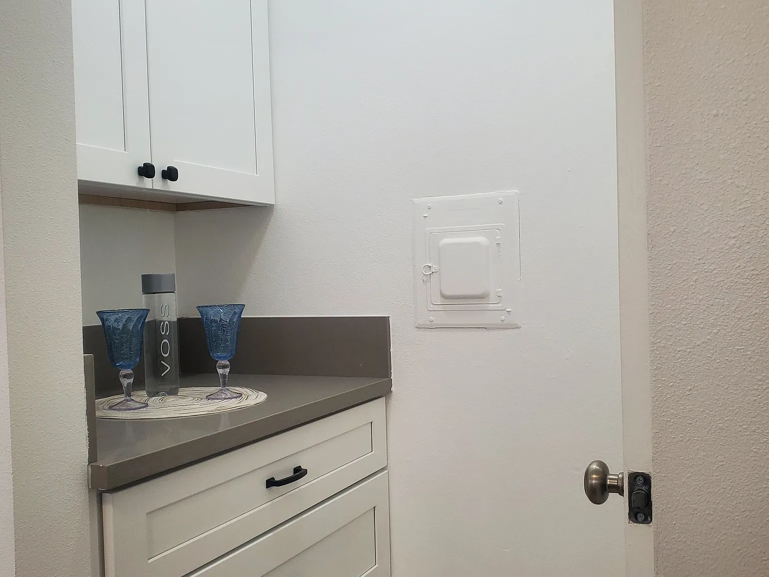 Eaton Gardens Apartments — Photo 2