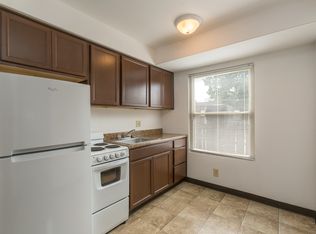 2120 S Ingram Mill Rd, Springfield, MO 65804