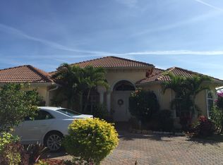 582 SW Cherry Hill Rd, Port Saint Lucie, FL 34953