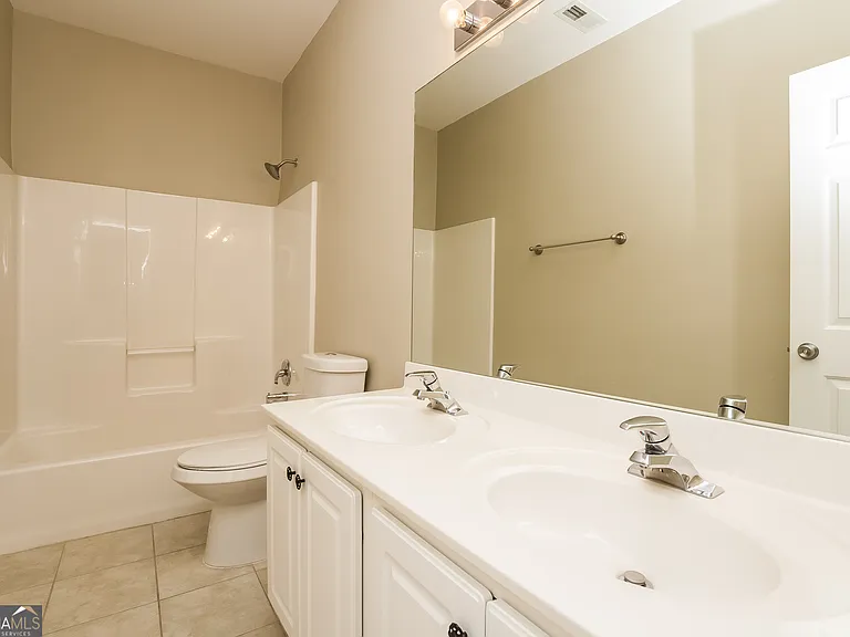90 Observatory Dr — Photo 13