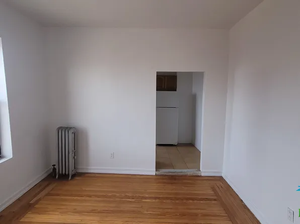 1841 Mohegan Ave APT 7, Bronx, NY 10460