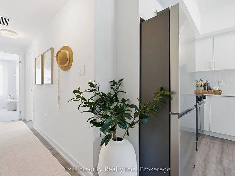 42 Lowes Rd W #92 — Photo 8