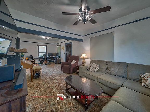 5th image of 224 2nd Ave S
