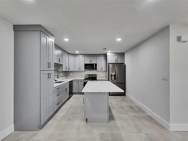 1025 Apollo Beach Blvd #1 — Photo 13