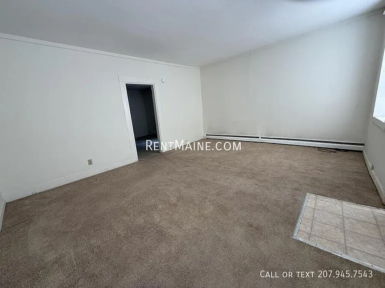 8 Commercial St #1 — Photo 4