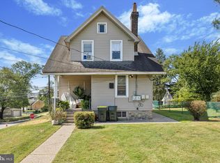 501 W Moreland Rd, Willow Grove, PA 19090
