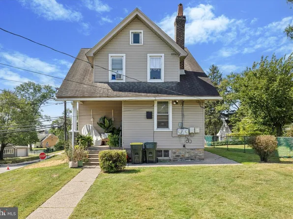 501 W Moreland Rd, Willow Grove, PA 19090