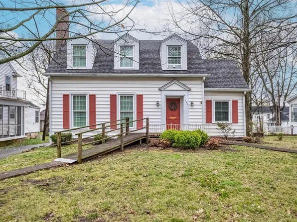 106 W 8th St, Russellville, KY 42276