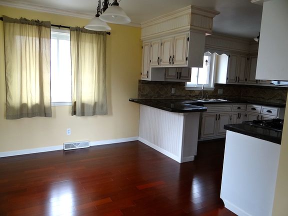 3rd image of 2629 Whitemore Place