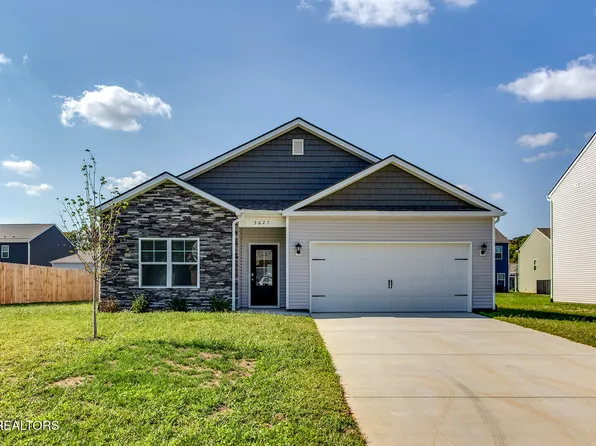 3621 Gregory Dr, Maryville, TN 37804