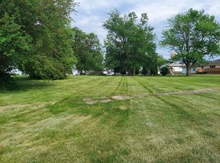 533 S James St, Goodland, IN