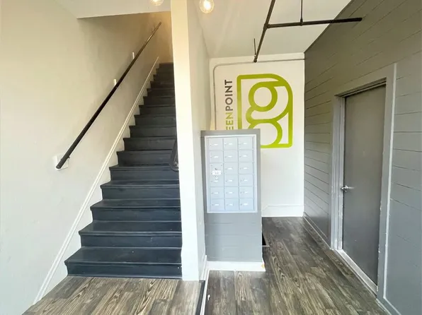 423 Greenup St #206, Covington, KY 41011