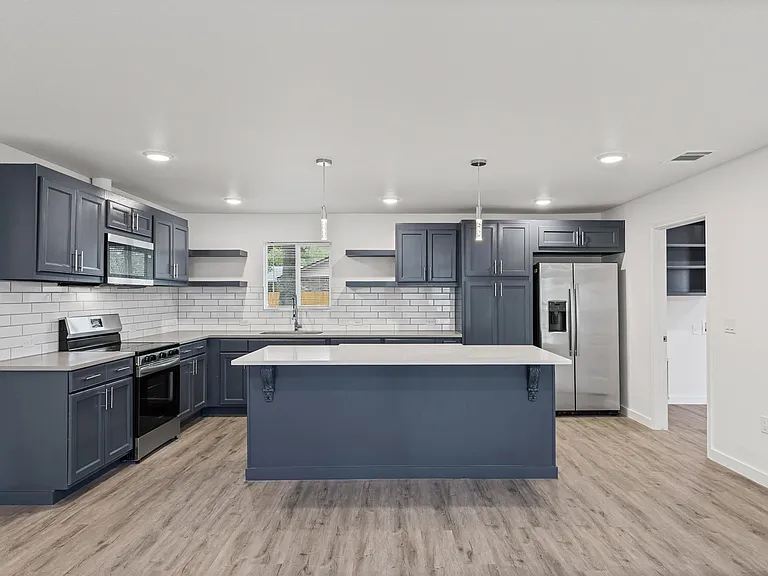 1100 Monte Vista Dr — Photo 8